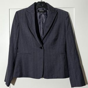 Kasper 2 piece pant suit - Grey - Size 4P